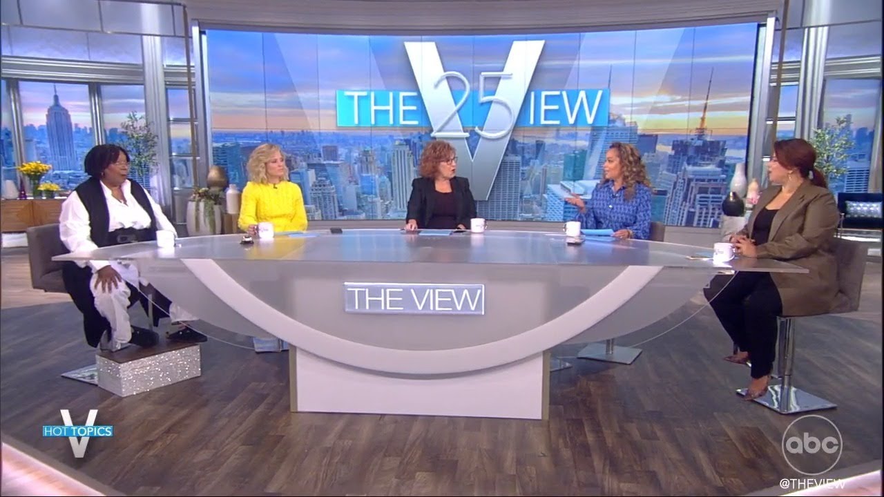 image 0 Hollywood Community Divided Over Vaccines : The View