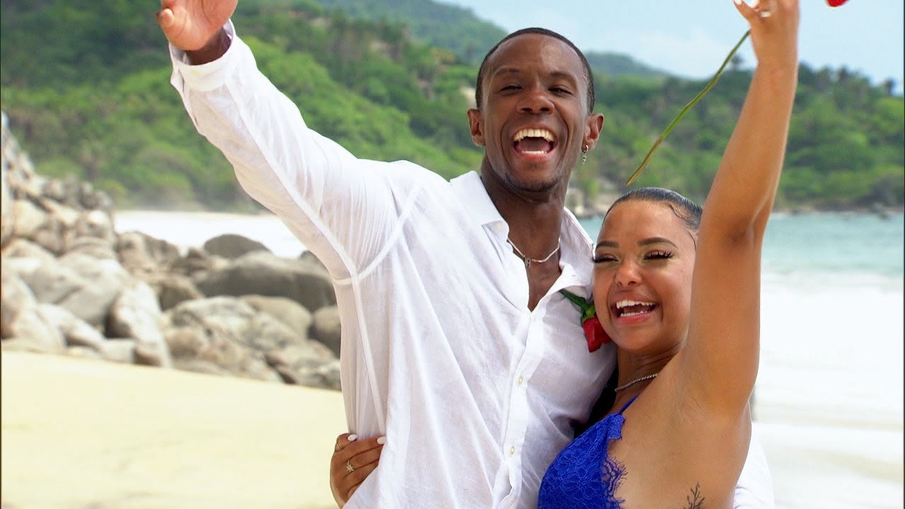 Riley Christian And Maurissa Gunn Get Engaged - Bachelor In Paradise